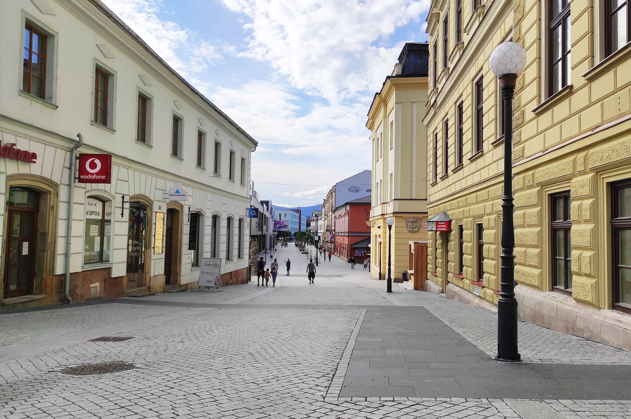 PĚŠÍ ZÓNA HORSKÁ ULICE, TRUTNOV